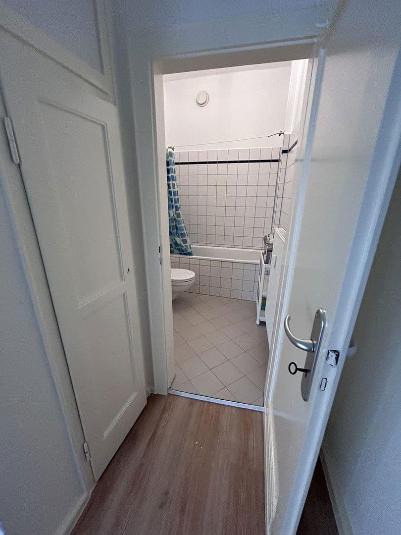 Pronájem bytu 1+kk 58 m², Weserstraße 28, Berlin, Berlín Pronájem bytu 1+kk 58 m², Weserstraße 28, Berlin, Berlín