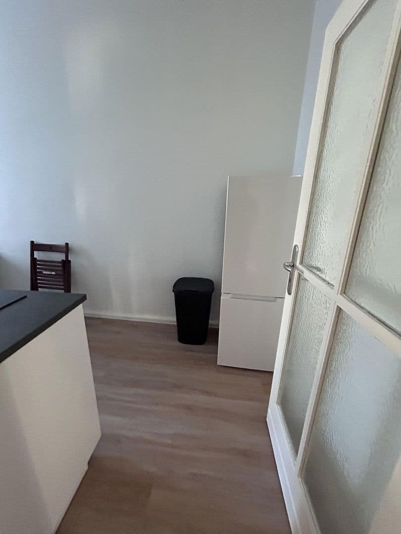 Pronájem bytu 1+kk 58 m², Weserstraße 28, Berlin, Berlín Pronájem bytu 1+kk 58 m², Weserstraße 28, Berlin, Berlín