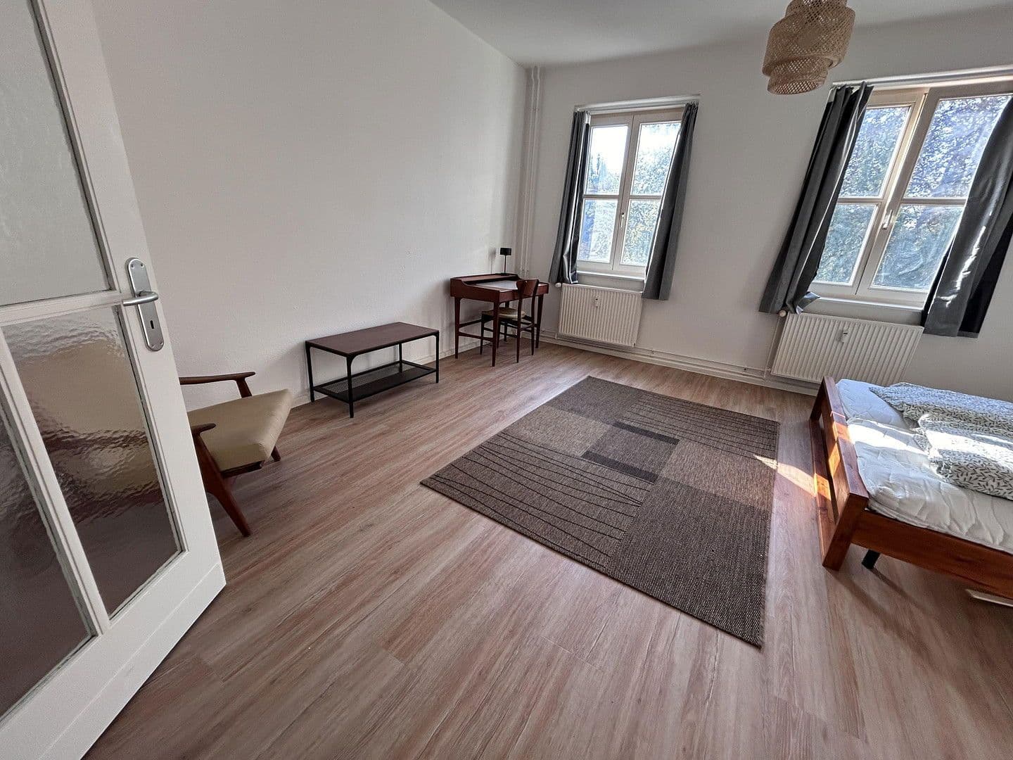 Pronájem bytu 1+kk 58 m², Weserstraße 28, Berlin, Berlín Pronájem bytu 1+kk 58 m², Weserstraße 28, Berlin, Berlín