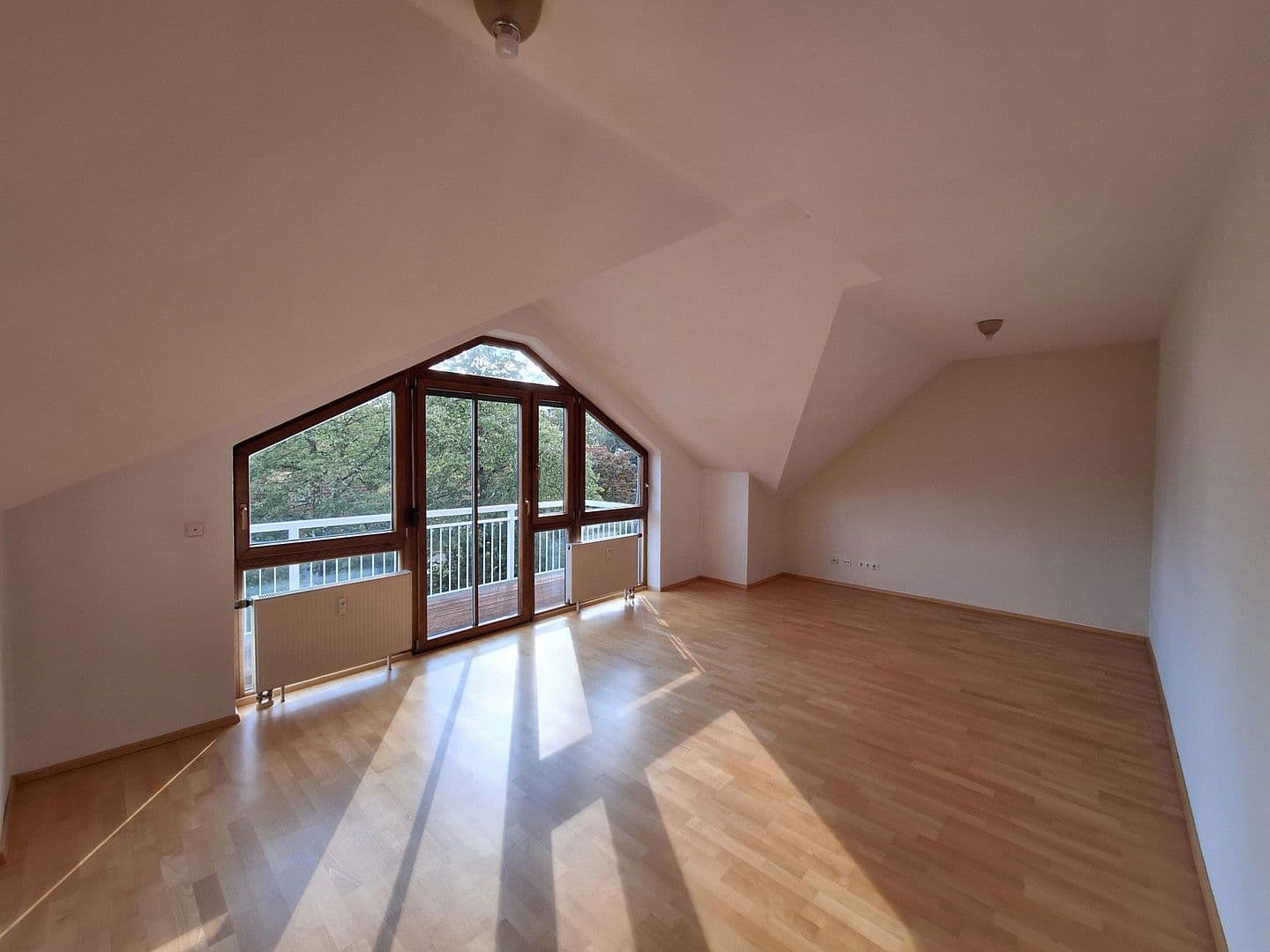 Prodej bytu 3+1 65 m², Abt-Führer-Straße 25, Fürstenfeldbruck, Bavorsko Prodej bytu 3+1 65 m², Abt-Führer-Straße 25, Fürstenfeldbruck, Bavorsko