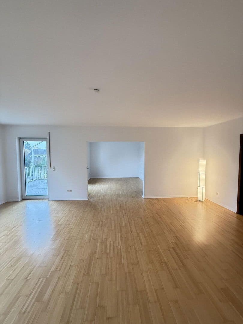 Prodej bytu 4+1 105 m², Frankfurt am Main, Hessen Prodej bytu 4+1 105 m², Frankfurt am Main, Hessen