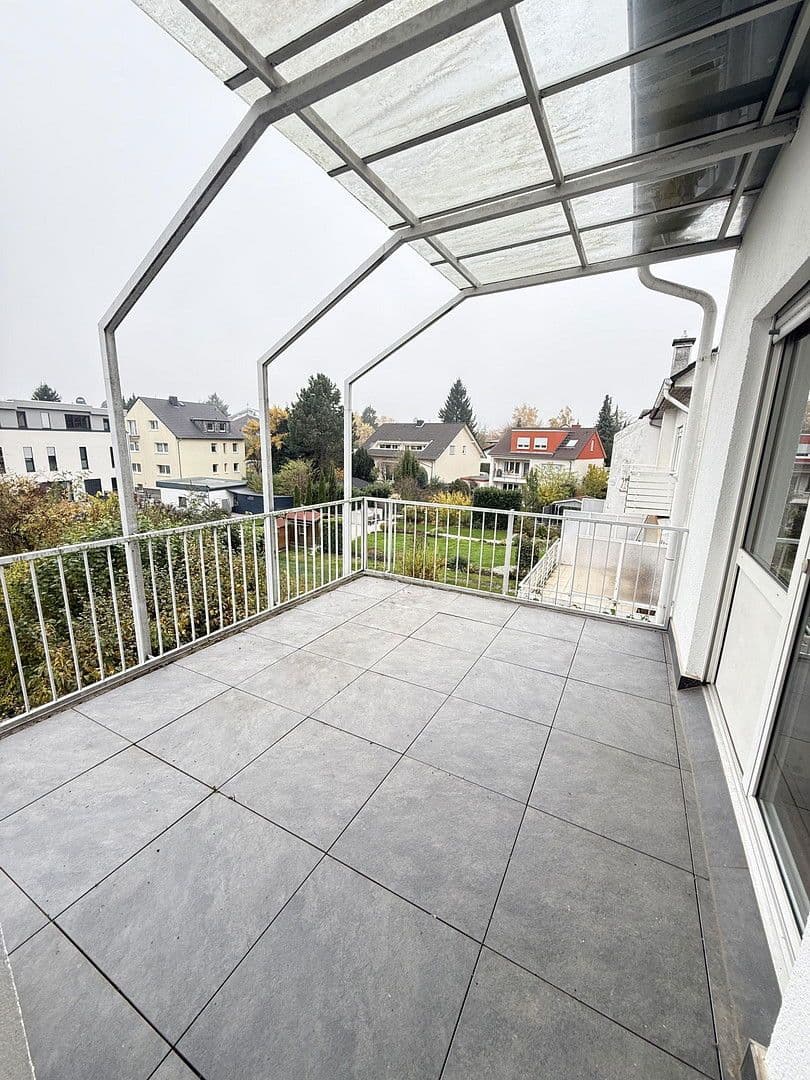 Prodej bytu 4+1 105 m², Frankfurt am Main, Hessen Prodej bytu 4+1 105 m², Frankfurt am Main, Hessen