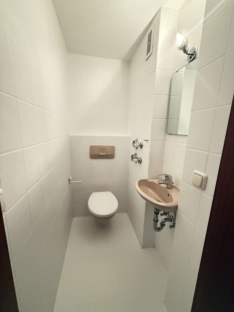 Prodej bytu 4+1 105 m², Frankfurt am Main, Hessen Prodej bytu 4+1 105 m², Frankfurt am Main, Hessen