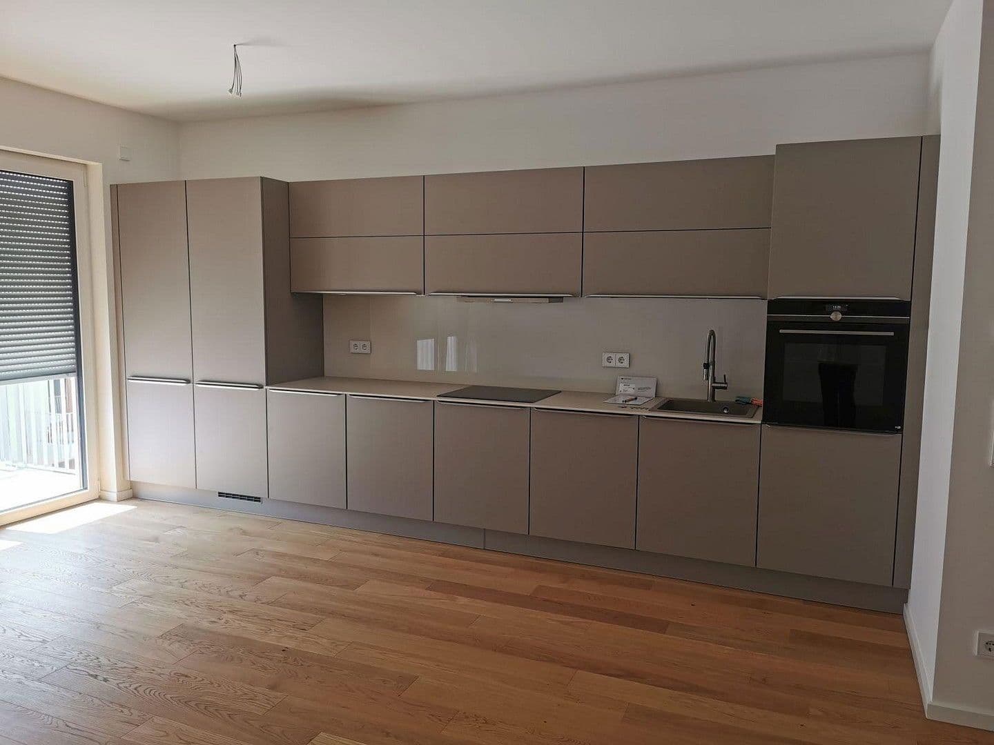 Pronájem bytu 3+1 84 m², Münsterlandstr., Berlin, Berlín Pronájem bytu 3+1 84 m², Münsterlandstr., Berlin, Berlín