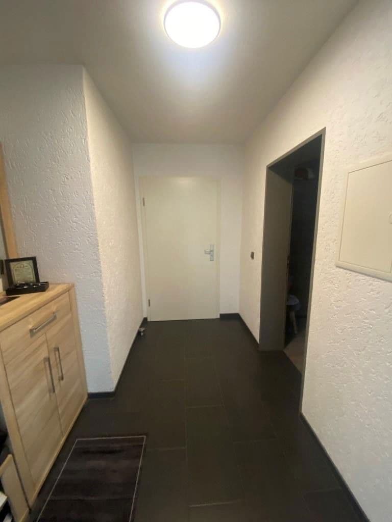 Pronájem bytu 4+1 132 m², Espenstraße 9, 78176 Blumberg, Blumberg, Bádensko-Württembersko Pronájem bytu 4+1 132 m², Espenstraße 9, 78176 Blumberg, Blumberg, Bádensko-Württembersko