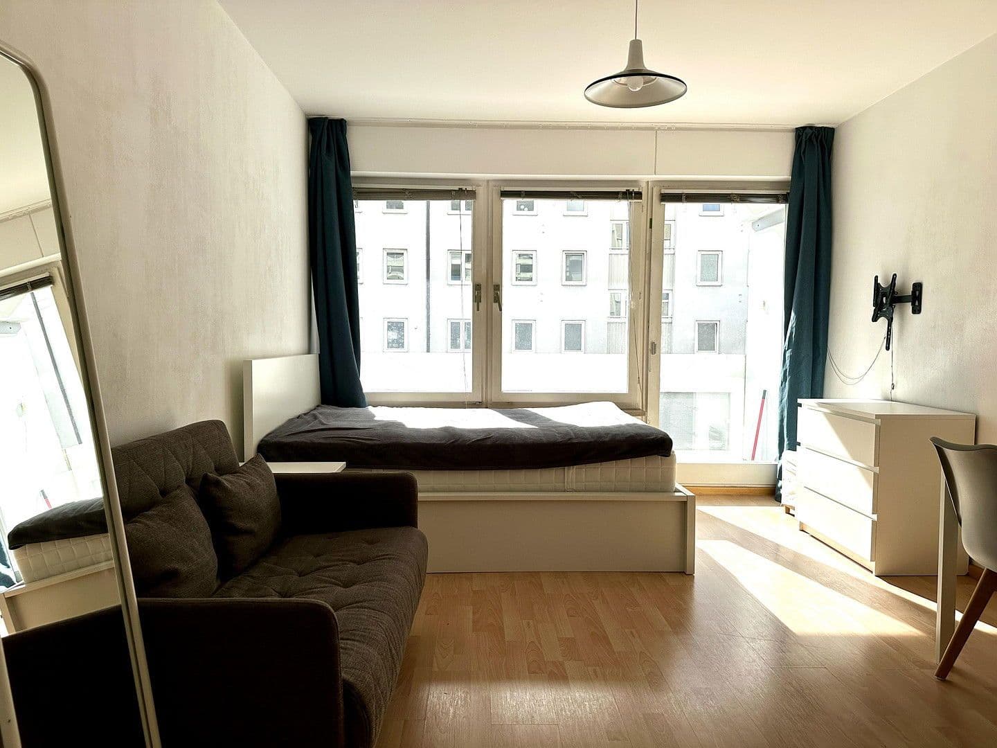 Pronájem bytu 1+1 28 m², München, Bavorsko Pronájem bytu 1+1 28 m², München, Bavorsko