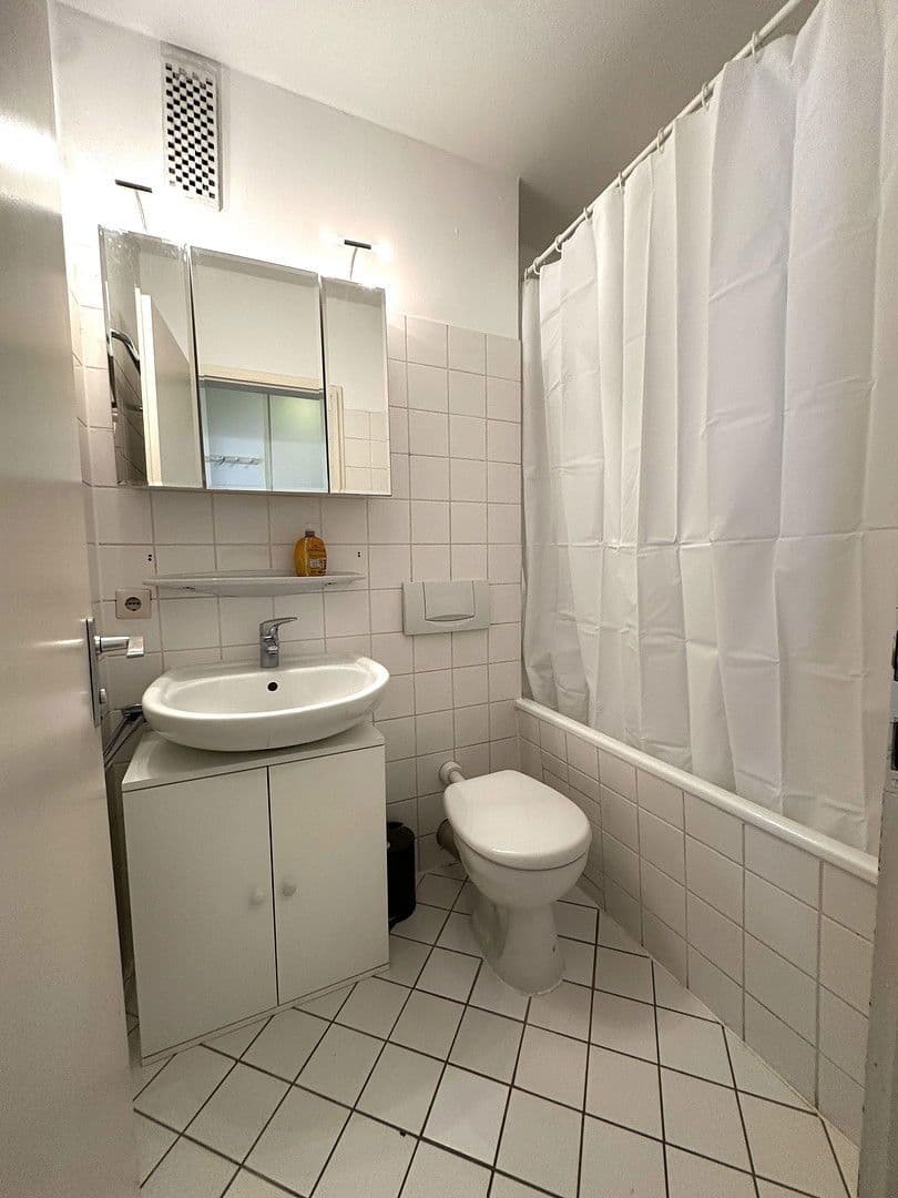 Pronájem bytu 1+1 28 m², München, Bavorsko Pronájem bytu 1+1 28 m², München, Bavorsko