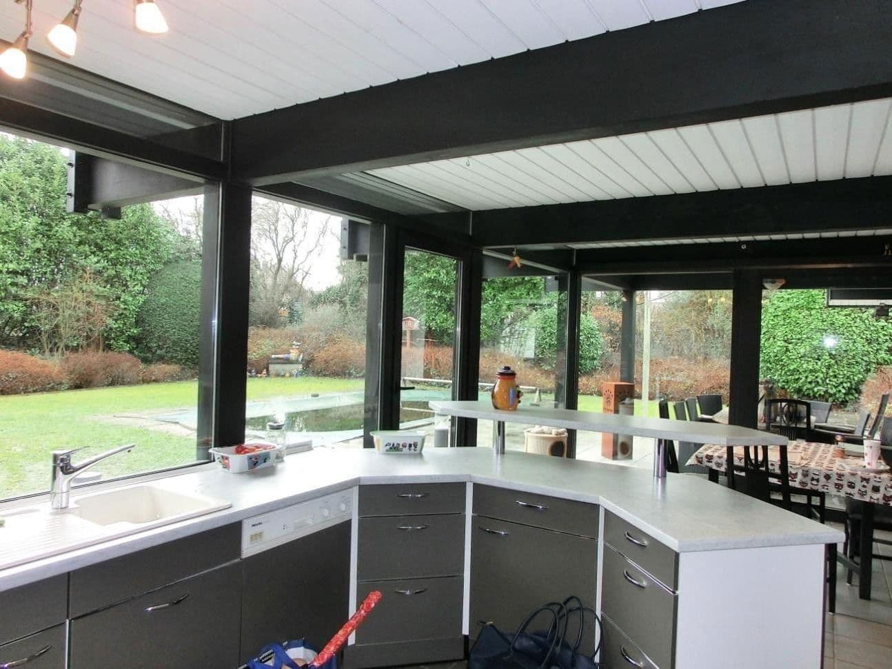 Prodej domu 280 m², pozemek 1.241 m², Niederzier, Severní Porýní-Vestfálsko Prodej domu 280 m², pozemek 1.241 m², Niederzier, Severní Porýní-Vestfálsko