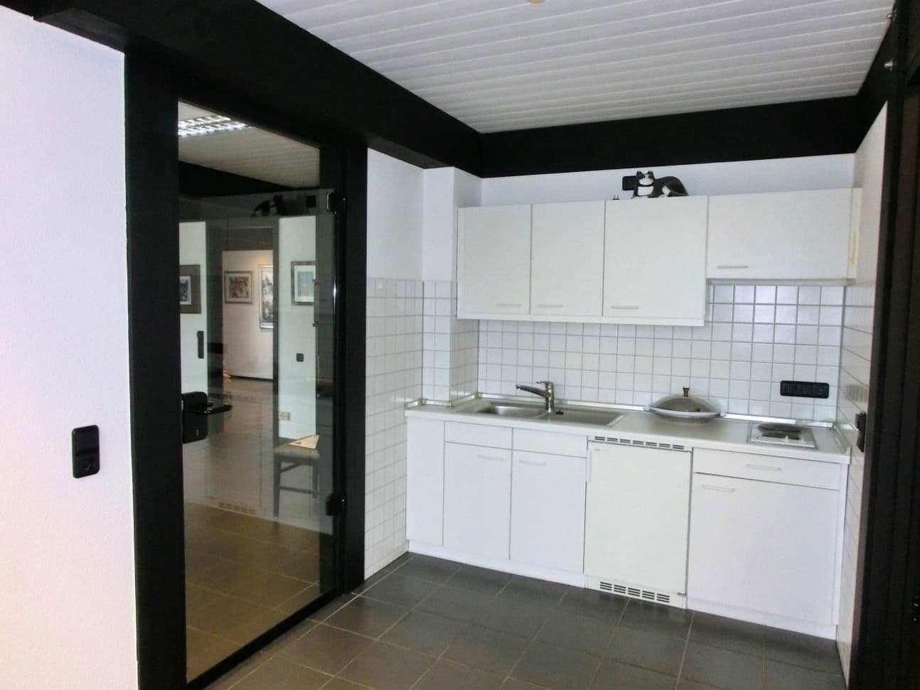 Prodej domu 280 m², pozemek 1.241 m², Niederzier, Severní Porýní-Vestfálsko Prodej domu 280 m², pozemek 1.241 m², Niederzier, Severní Porýní-Vestfálsko