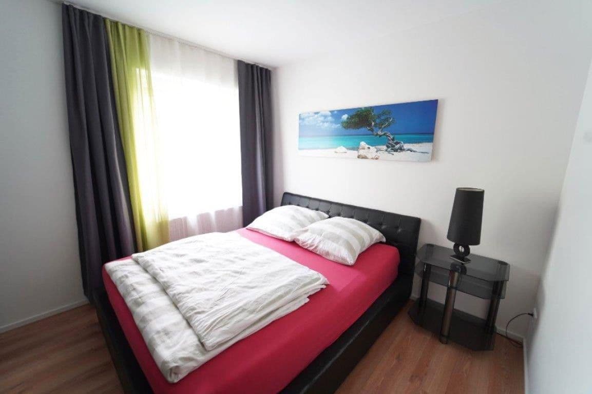 Pronájem bytu 3+1 57 m², Gutenbergstraße 86, Stuttgart, Bádensko-Württembersko Pronájem bytu 3+1 57 m², Gutenbergstraße 86, Stuttgart, Bádensko-Württembersko