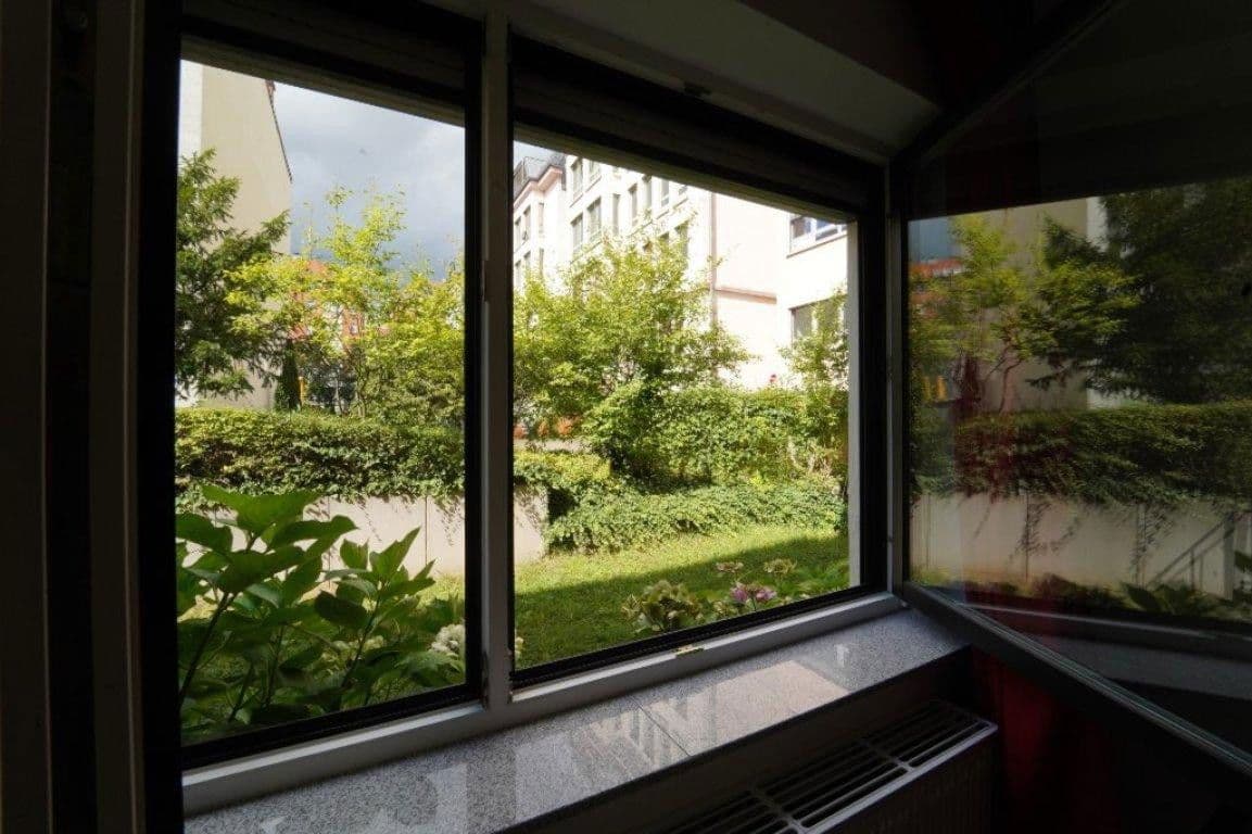 Pronájem bytu 3+1 57 m², Gutenbergstraße 86, Stuttgart, Bádensko-Württembersko Pronájem bytu 3+1 57 m², Gutenbergstraße 86, Stuttgart, Bádensko-Württembersko