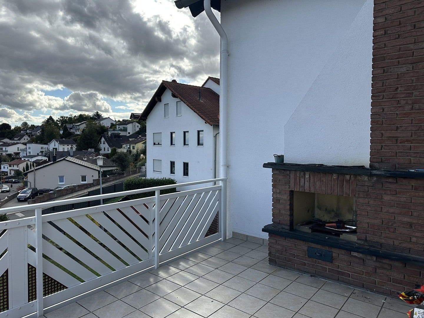 Prodej domu 240 m², pozemek 741 m², Laubenheim, Porýní-Falc Prodej domu 240 m², pozemek 741 m², Laubenheim, Porýní-Falc