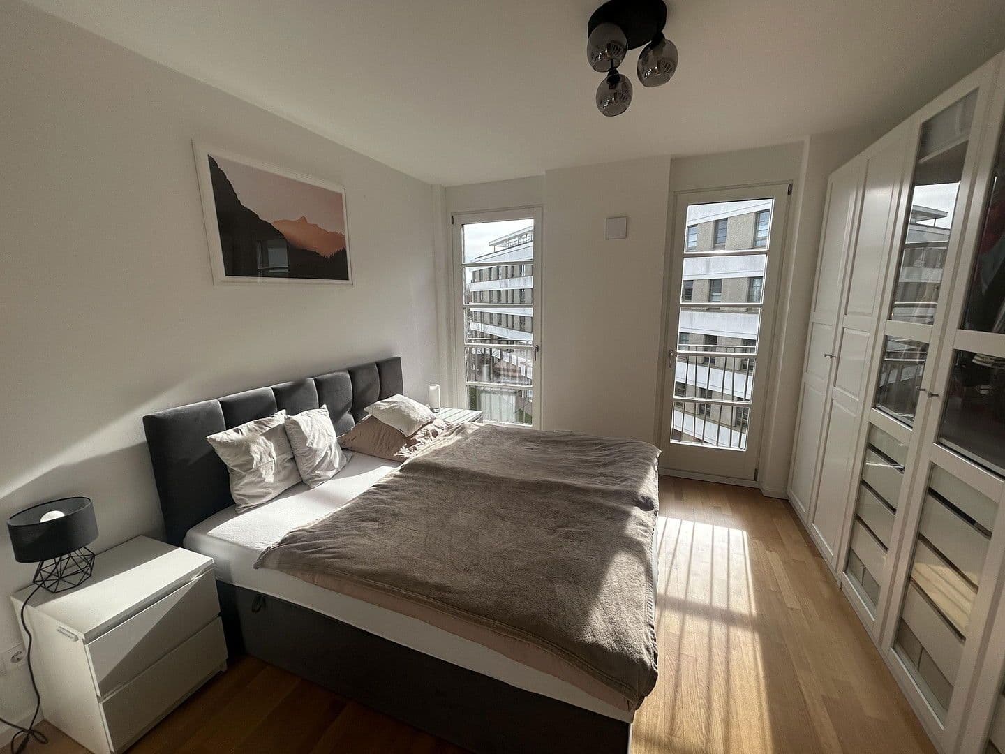 Pronájem bytu 3+1 80 m², Hermann-Weihnhauser-Str. 70, München, Bavorsko Pronájem bytu 3+1 80 m², Hermann-Weihnhauser-Str. 70, München, Bavorsko