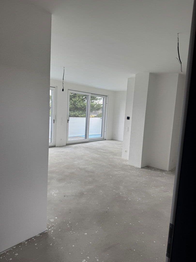 Pronájem bytu 3+1 105 m², Mangenberger Straße 25, Solingen, Severní Porýní-Vestfálsko Pronájem bytu 3+1 105 m², Mangenberger Straße 25, Solingen, Severní Porýní-Vestfálsko