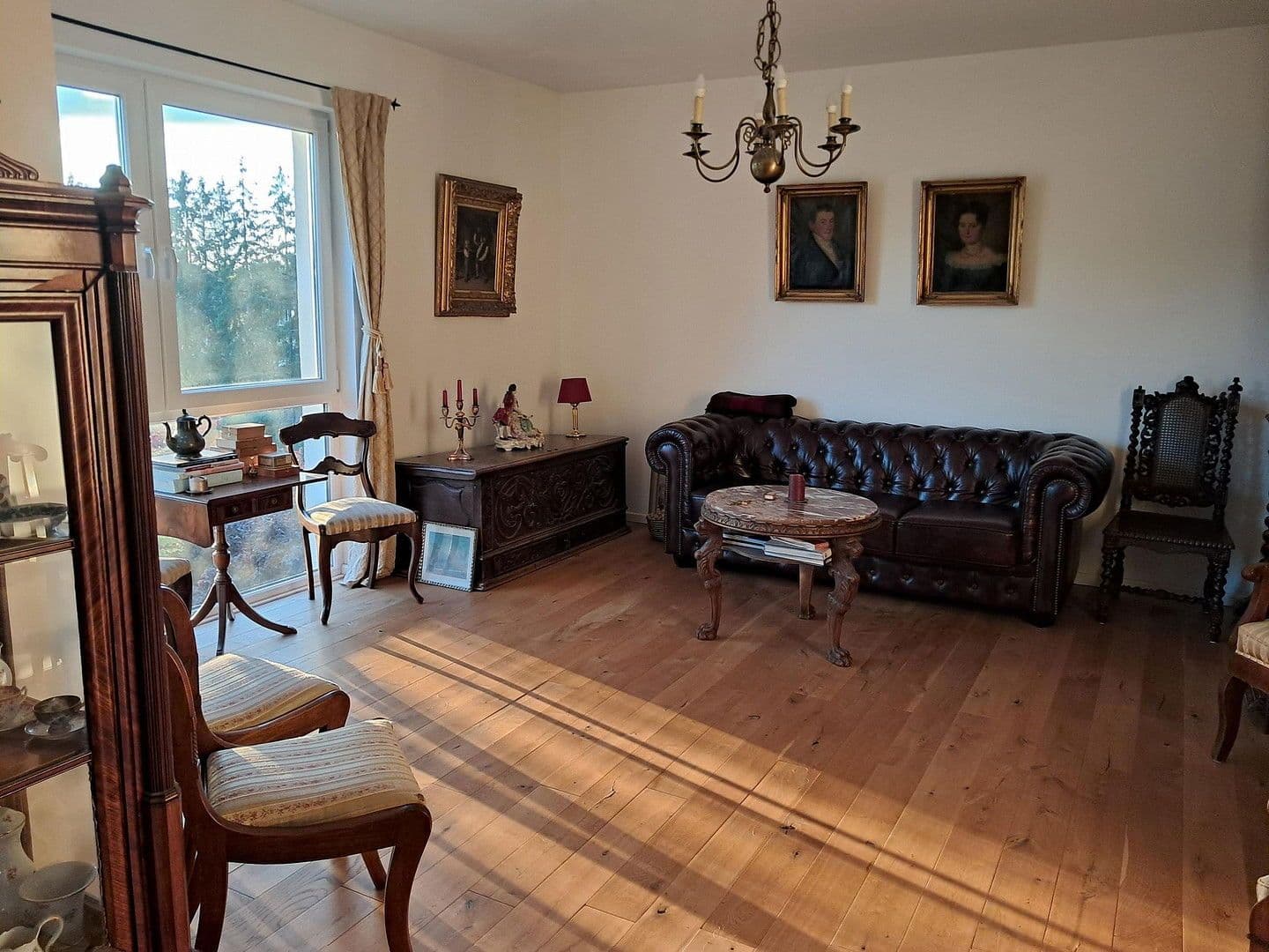 Prodej bytu 5+1 143 m², Berlin, Berlín Prodej bytu 5+1 143 m², Berlin, Berlín