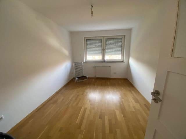 Prodej bytu 3+1 76 m², Richard-Strauß-Straße, München, Bavorsko Prodej bytu 3+1 76 m², Richard-Strauß-Straße, München, Bavorsko