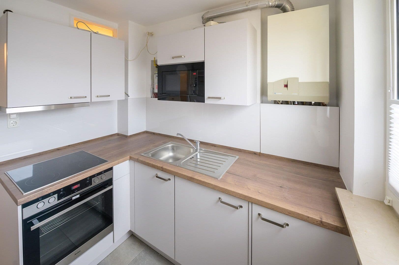 Prodej bytu 3+1 76 m², Richard-Strauß-Straße, München OT Altbogenhausen, Bavorsko Prodej bytu 3+1 76 m², Richard-Strauß-Straße, München OT Altbogenhausen, Bavorsko