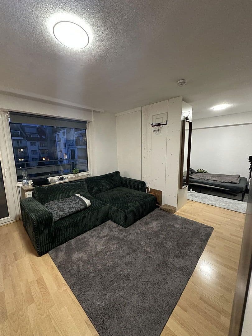 Pronájem bytu 1+1 42 m², Taubenstr.18, Düsseldorf, Severní Porýní-Vestfálsko Pronájem bytu 1+1 42 m², Taubenstr.18, Düsseldorf, Severní Porýní-Vestfálsko