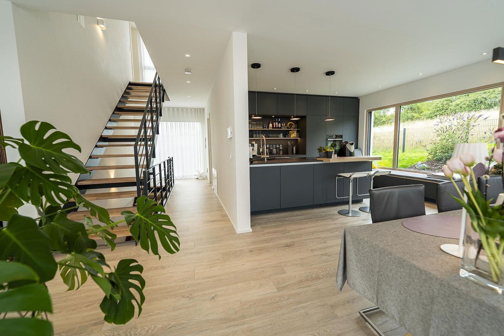 Prodej domu 251 m², pozemek 725 m², Niederstetten, Bádensko-Württembersko Prodej domu 251 m², pozemek 725 m², Niederstetten, Bádensko-Württembersko