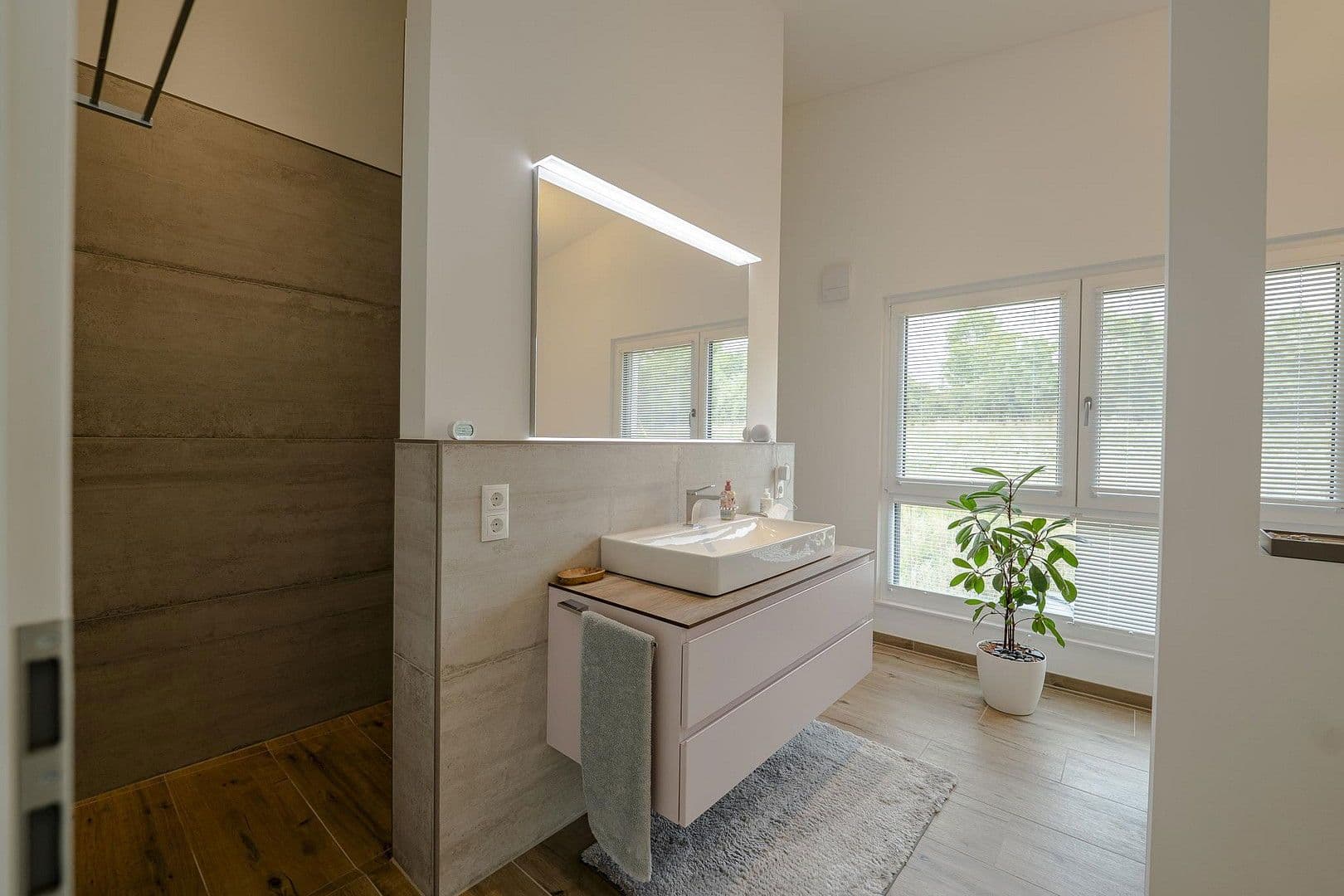 Prodej domu 251 m², pozemek 725 m², Niederstetten, Bádensko-Württembersko Prodej domu 251 m², pozemek 725 m², Niederstetten, Bádensko-Württembersko