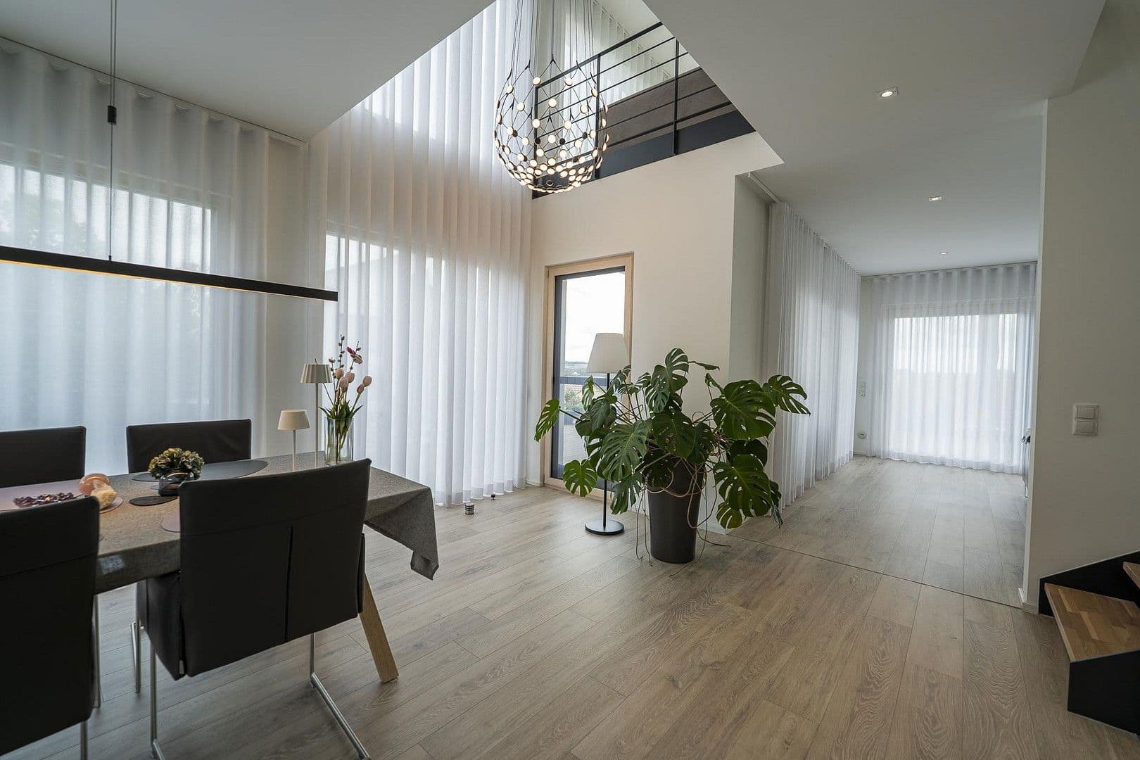 Prodej domu 251 m², pozemek 725 m², Niederstetten, Bádensko-Württembersko Prodej domu 251 m², pozemek 725 m², Niederstetten, Bádensko-Württembersko