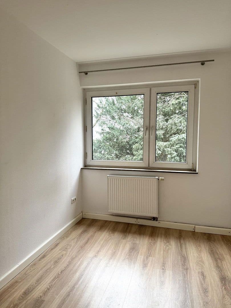 Prodej bytu 3+1 63 m², Köln, Severní Porýní-Vestfálsko Prodej bytu 3+1 63 m², Köln, Severní Porýní-Vestfálsko