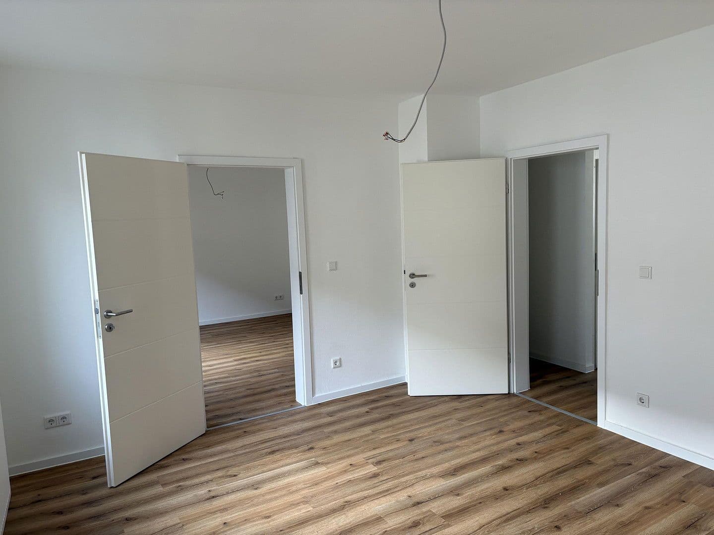 Pronájem bytu 2+1 51 m², Kaiser-Friedrich-Str. 122, Pforzheim, Bádensko-Württembersko Pronájem bytu 2+1 51 m², Kaiser-Friedrich-Str. 122, Pforzheim, Bádensko-Württembersko