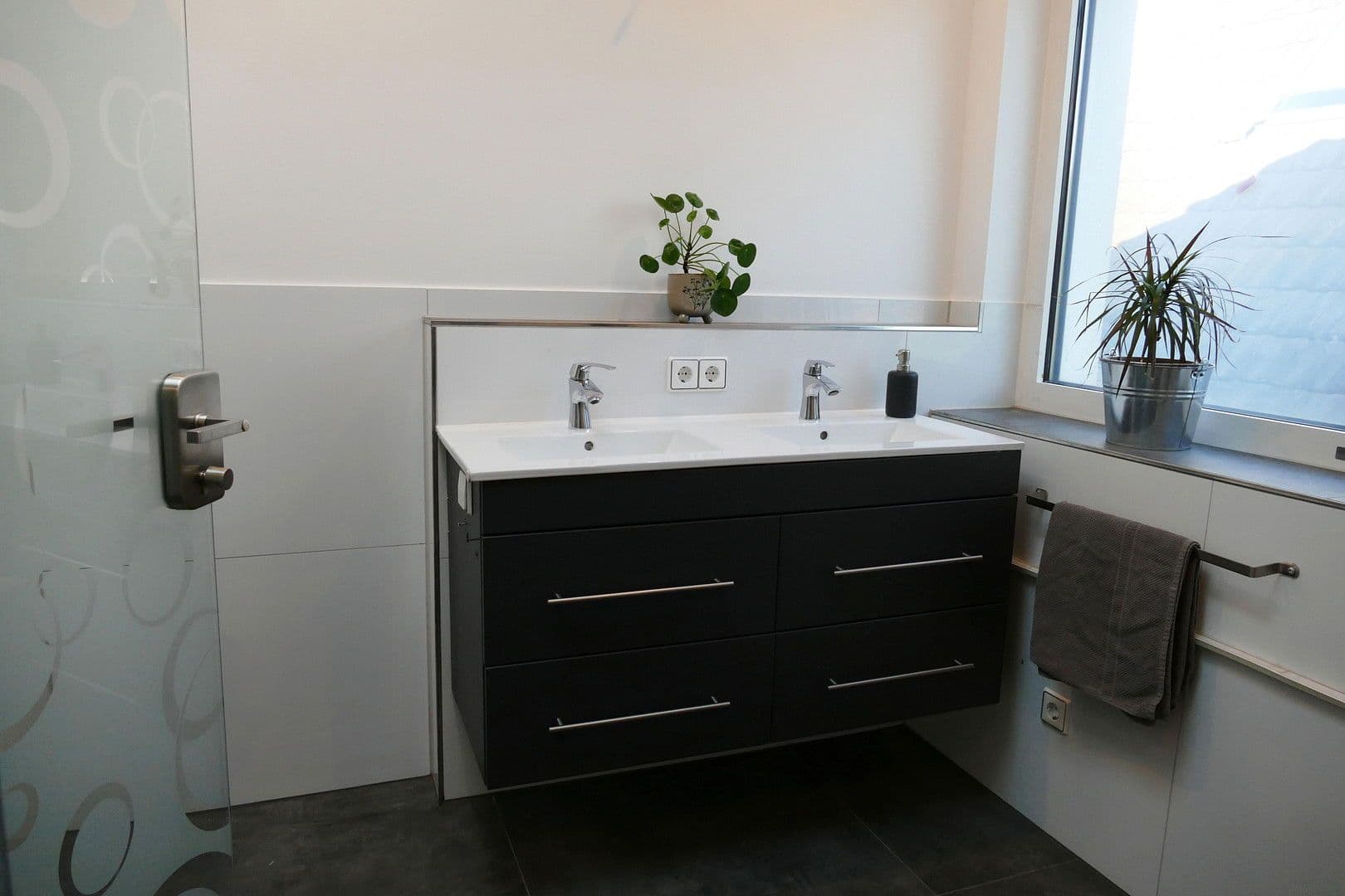 Prodej bytu 4+kk 97 m², Ludwigsburger Straße 11, Schwaikheim, Bádensko-Württembersko Prodej bytu 4+kk 97 m², Ludwigsburger Straße 11, Schwaikheim, Bádensko-Württembersko