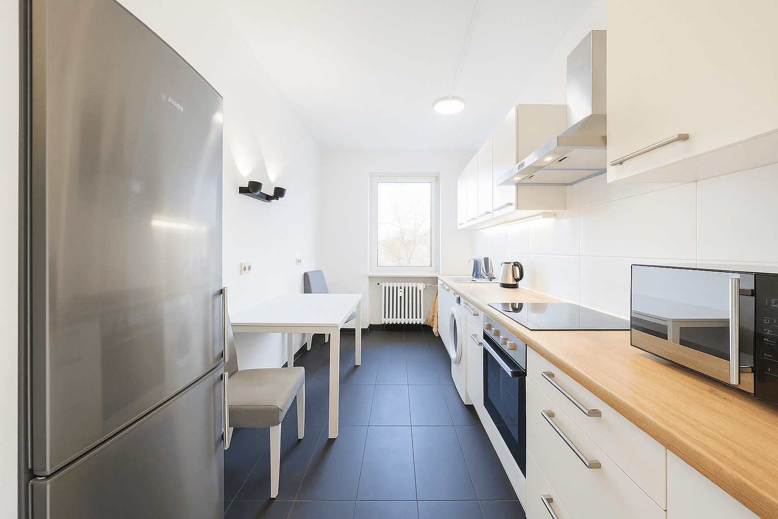 Pronájem bytu 4+1 27 m², Milbertshofener Str 11, München, Bavorsko Pronájem bytu 4+1 27 m², Milbertshofener Str 11, München, Bavorsko