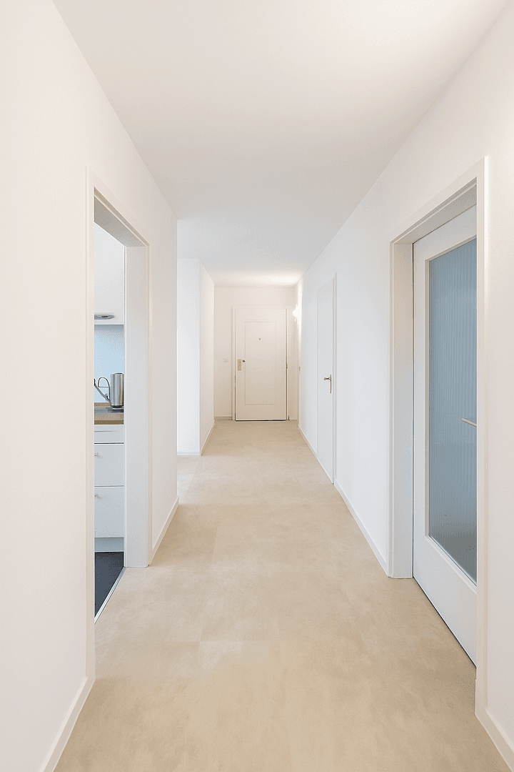 Pronájem bytu 4+1 27 m², Milbertshofener Str 11, München, Bavorsko Pronájem bytu 4+1 27 m², Milbertshofener Str 11, München, Bavorsko