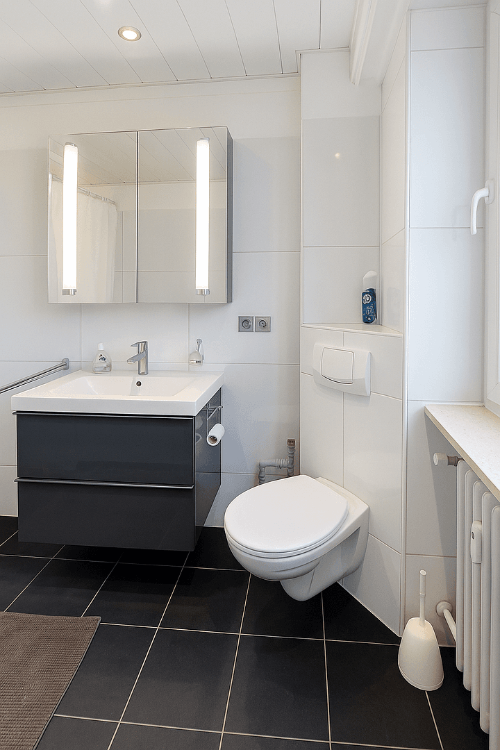 Pronájem bytu 4+1 27 m², Milbertshofener Str 11, München, Bavorsko Pronájem bytu 4+1 27 m², Milbertshofener Str 11, München, Bavorsko