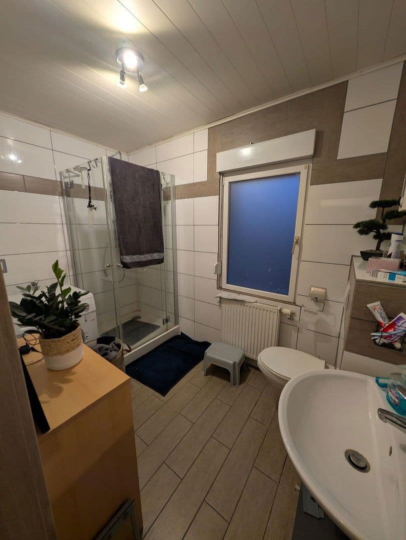 Prodej domu 128 m², pozemek 142 m², Monzingen, Porýní-Falc Prodej domu 128 m², pozemek 142 m², Monzingen, Porýní-Falc