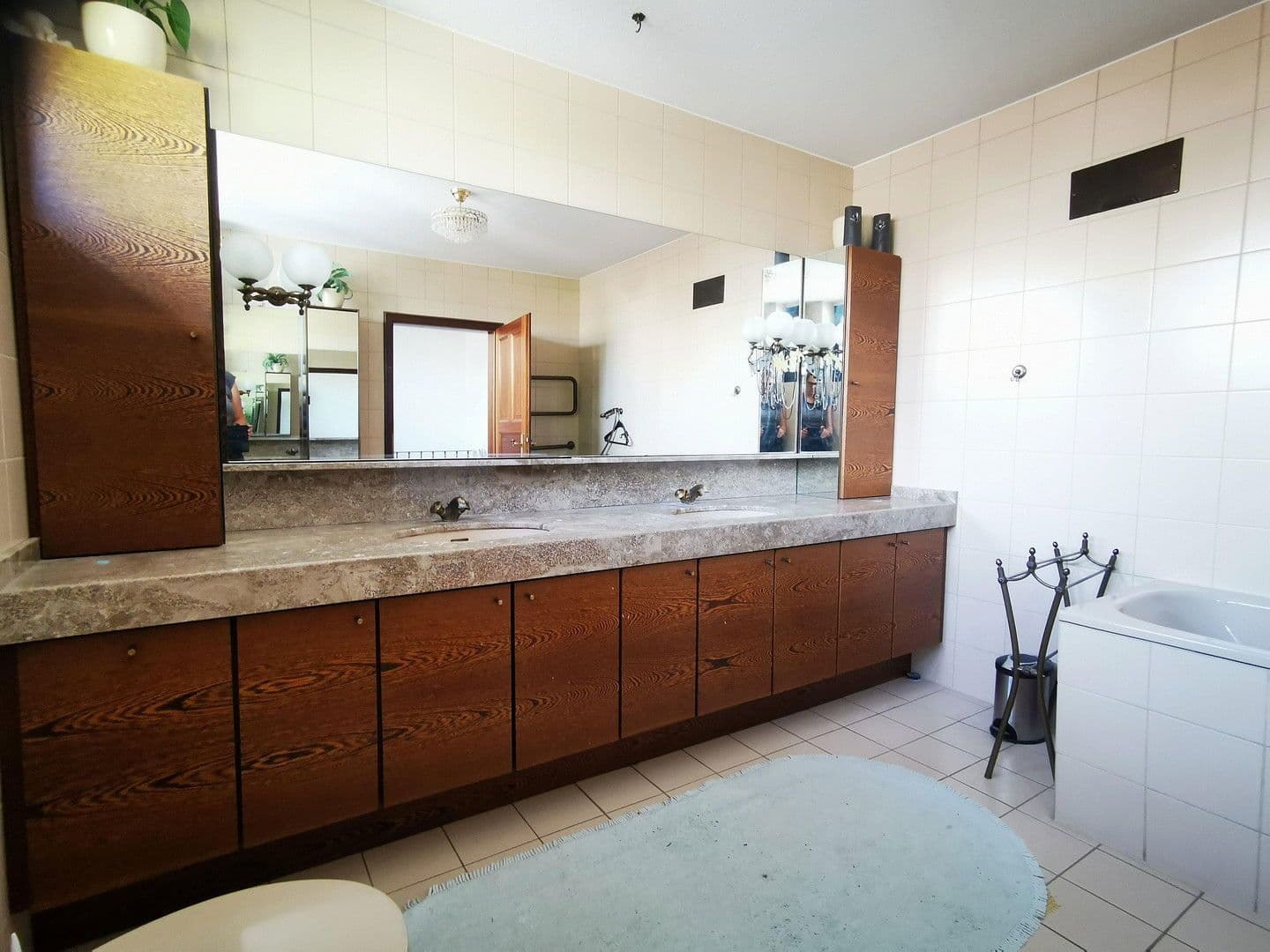 Prodej domu 300 m², pozemek 1.256 m², Bergisch Gladbach, Severní Porýní-Vestfálsko Prodej domu 300 m², pozemek 1.256 m², Bergisch Gladbach, Severní Porýní-Vestfálsko