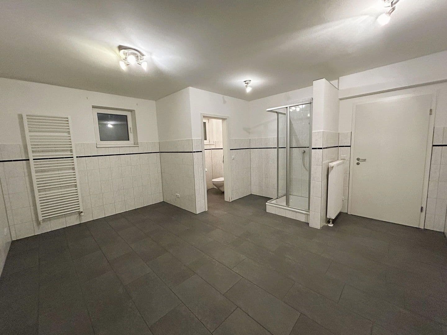 Prodej domu 324 m², pozemek 1.111 m², Mönkeberg, Šlesvicko-Holštýnsko Prodej domu 324 m², pozemek 1.111 m², Mönkeberg, Šlesvicko-Holštýnsko