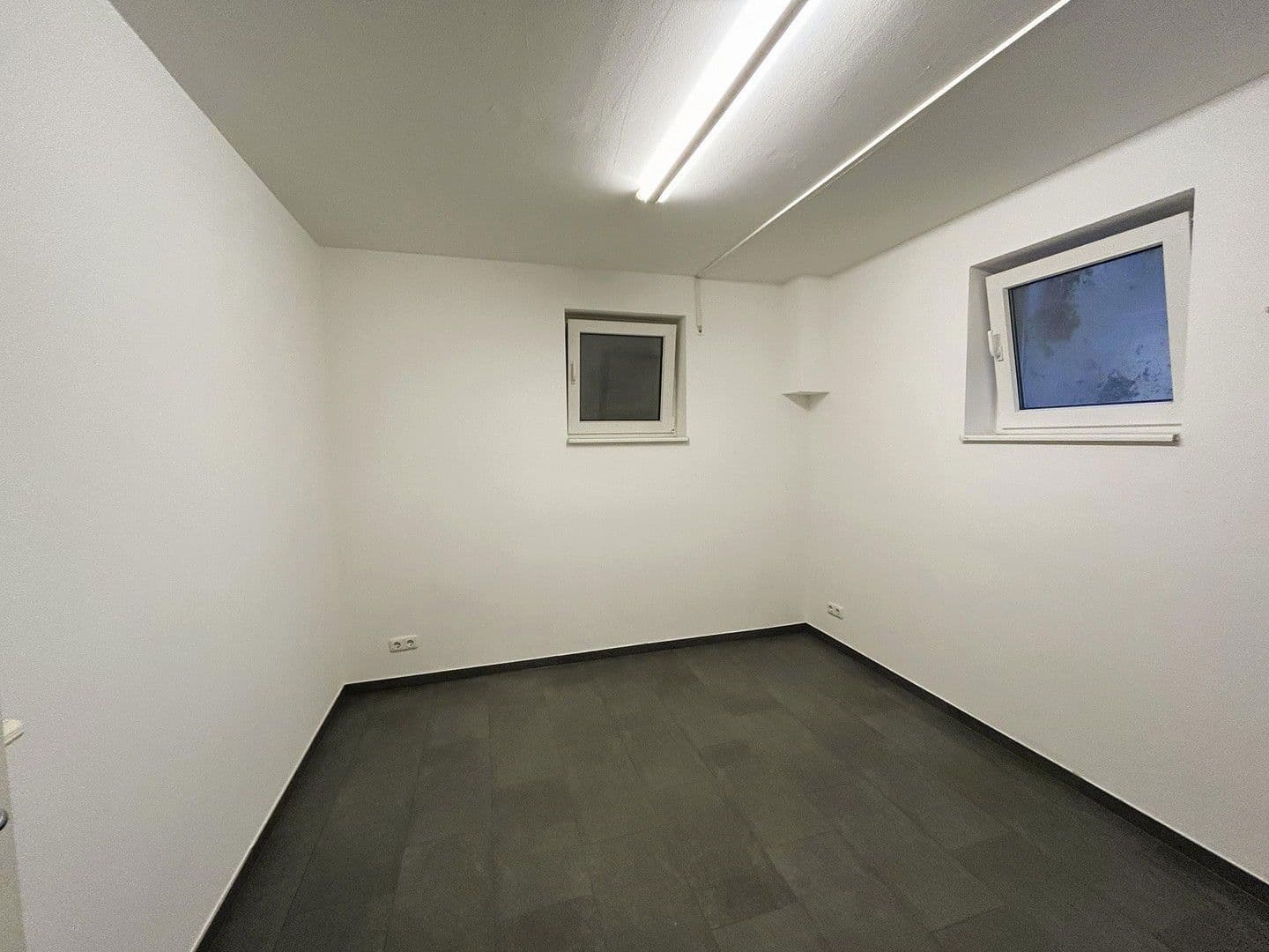 Prodej domu 324 m², pozemek 1.111 m², Mönkeberg, Šlesvicko-Holštýnsko Prodej domu 324 m², pozemek 1.111 m², Mönkeberg, Šlesvicko-Holštýnsko