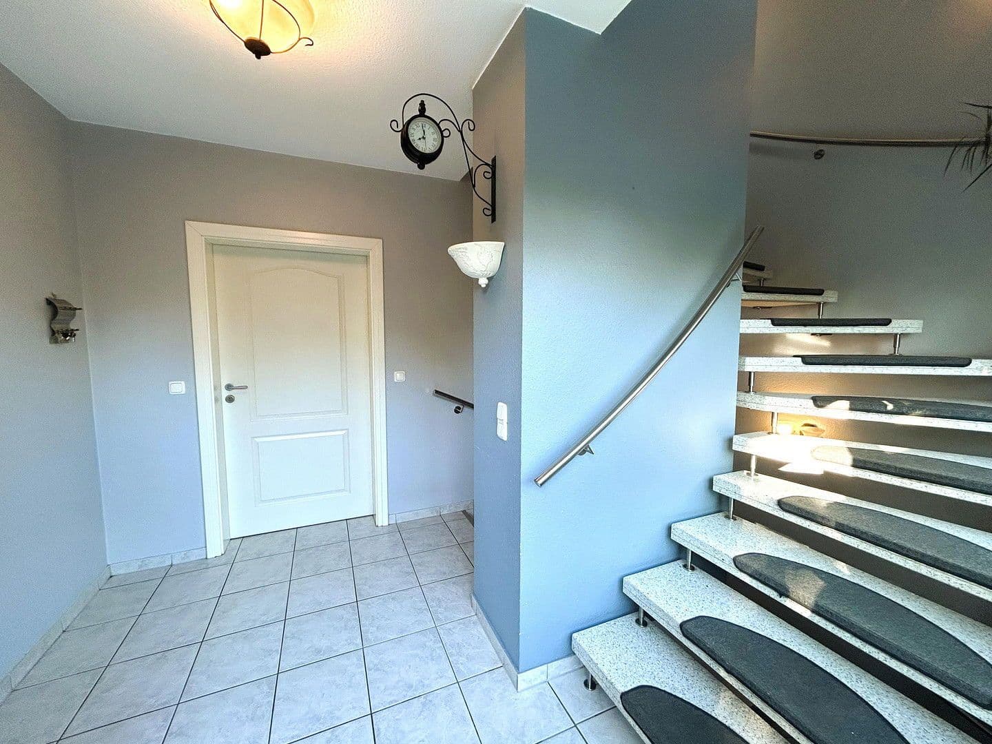 Prodej domu 324 m², pozemek 1.111 m², Mönkeberg, Šlesvicko-Holštýnsko Prodej domu 324 m², pozemek 1.111 m², Mönkeberg, Šlesvicko-Holštýnsko