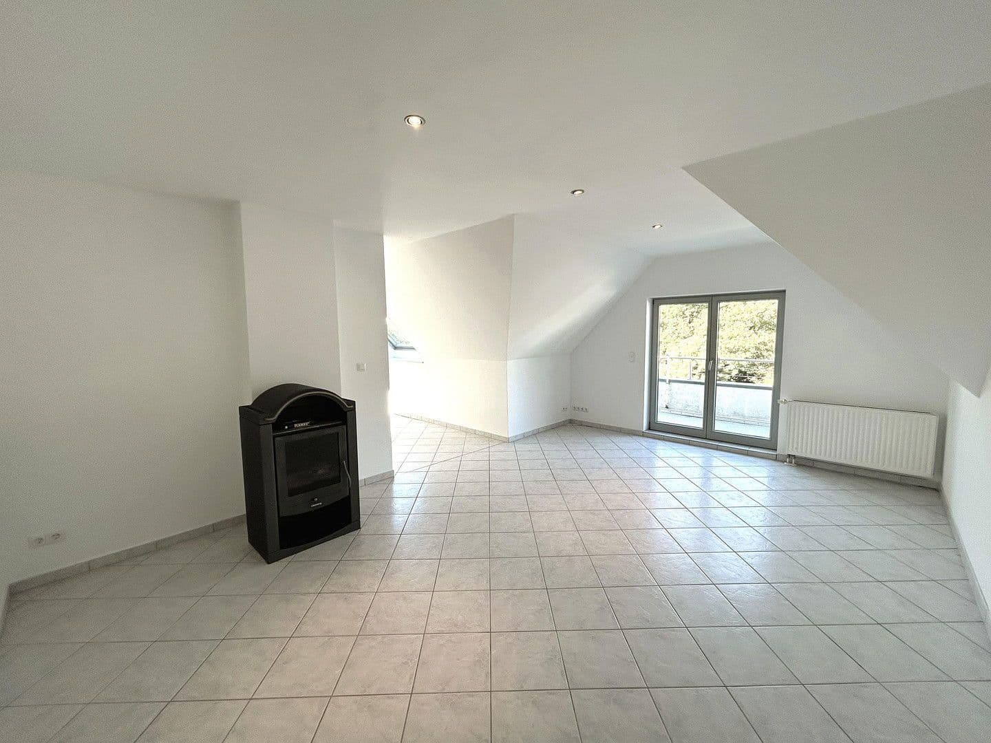 Prodej domu 324 m², pozemek 1.111 m², Mönkeberg, Šlesvicko-Holštýnsko Prodej domu 324 m², pozemek 1.111 m², Mönkeberg, Šlesvicko-Holštýnsko