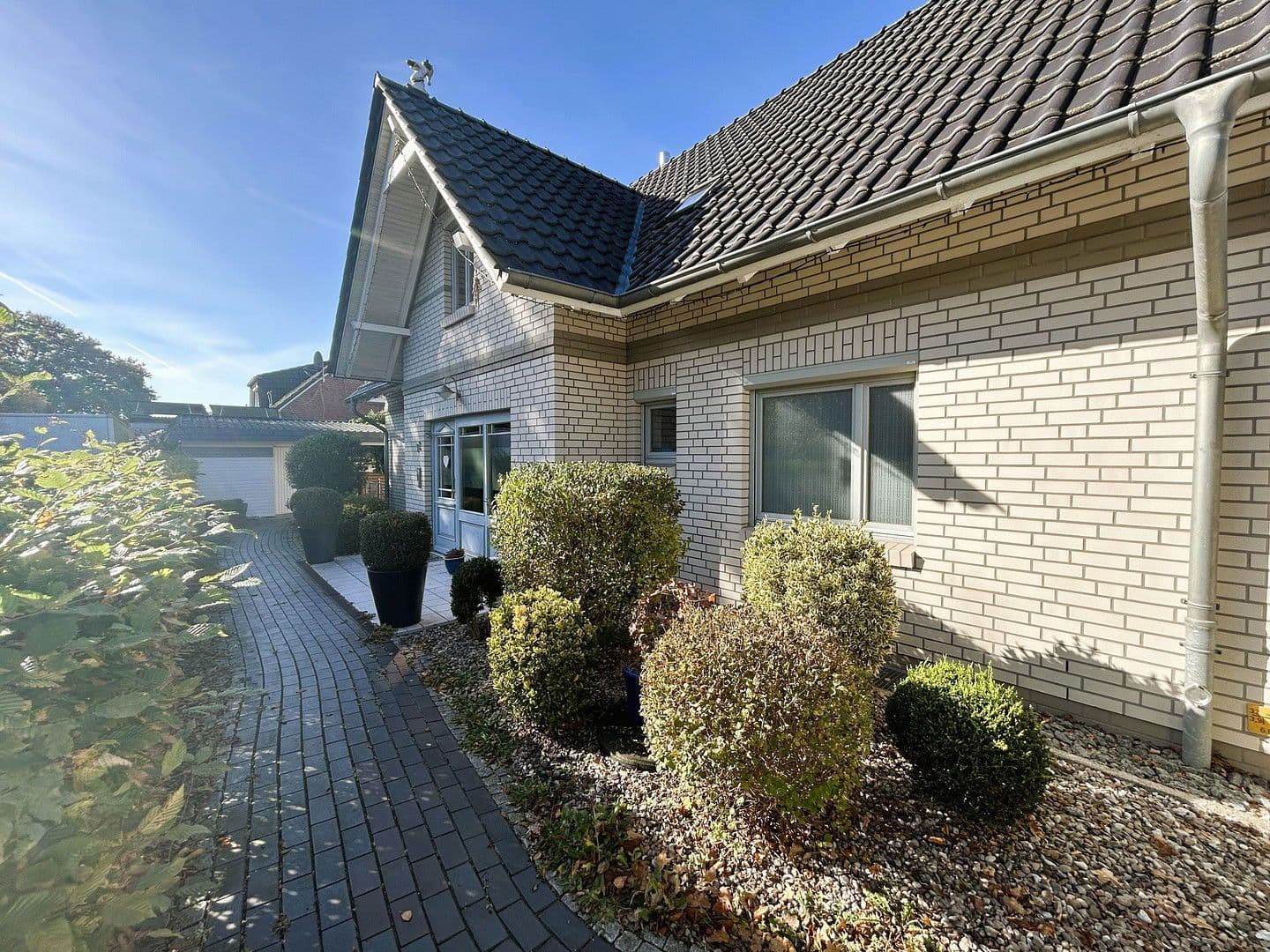 Prodej domu 324 m², pozemek 1.111 m², Mönkeberg, Šlesvicko-Holštýnsko Prodej domu 324 m², pozemek 1.111 m², Mönkeberg, Šlesvicko-Holštýnsko