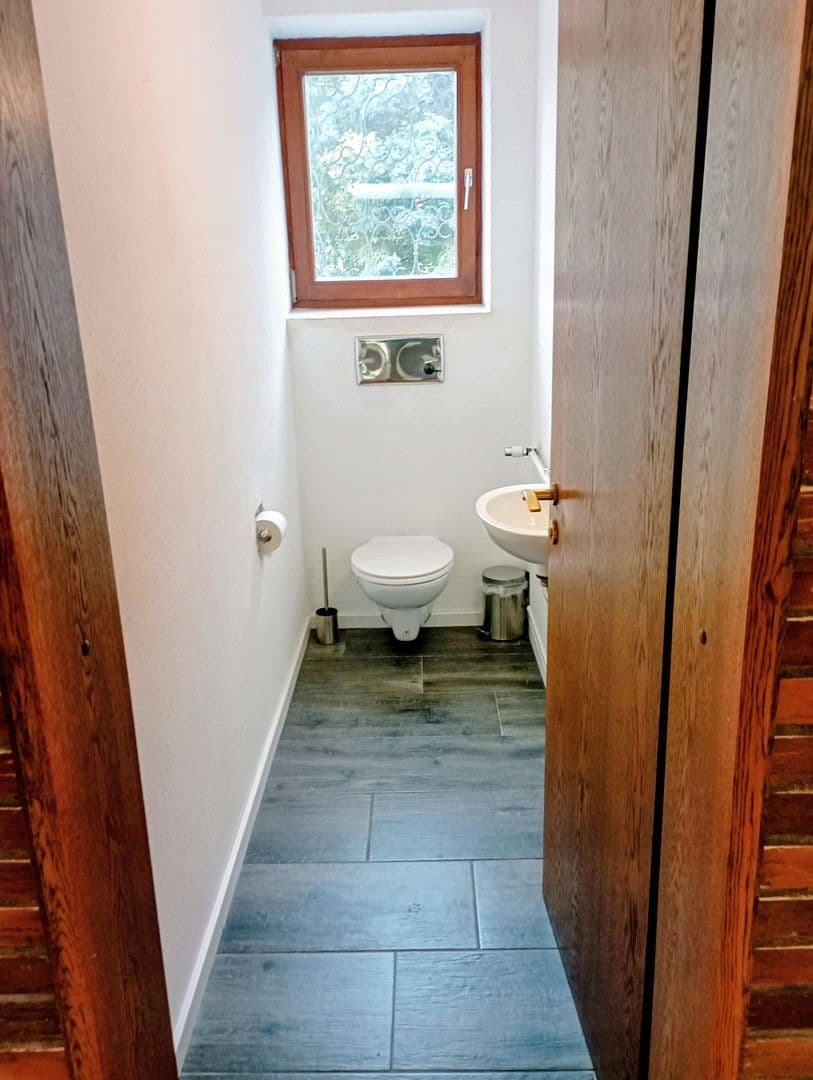 Pronájem bytu 4+1 166 m², Eltmann, Bavorsko Pronájem bytu 4+1 166 m², Eltmann, Bavorsko