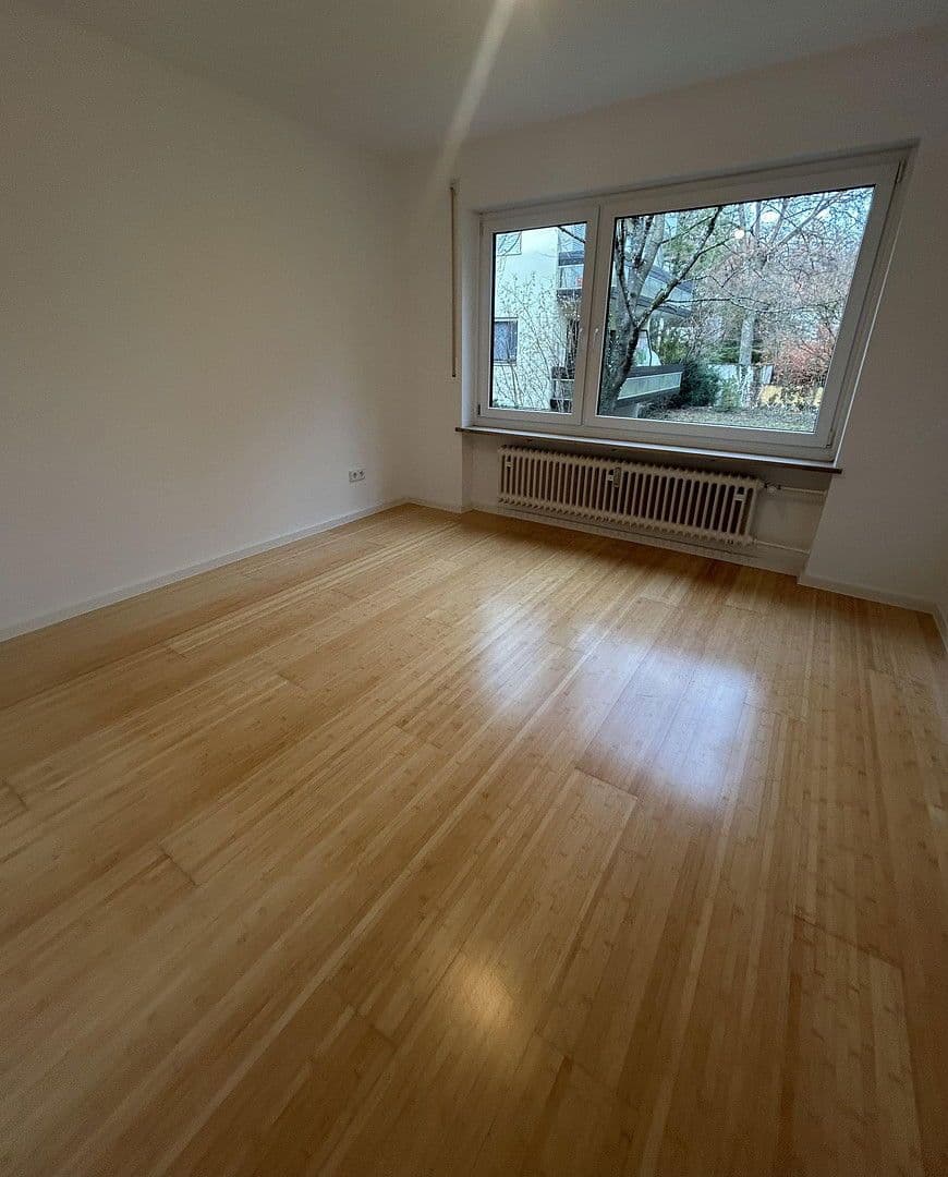Pronájem bytu 3+1 91 m², Paulastraße 3b, München, Bavorsko Pronájem bytu 3+1 91 m², Paulastraße 3b, München, Bavorsko
