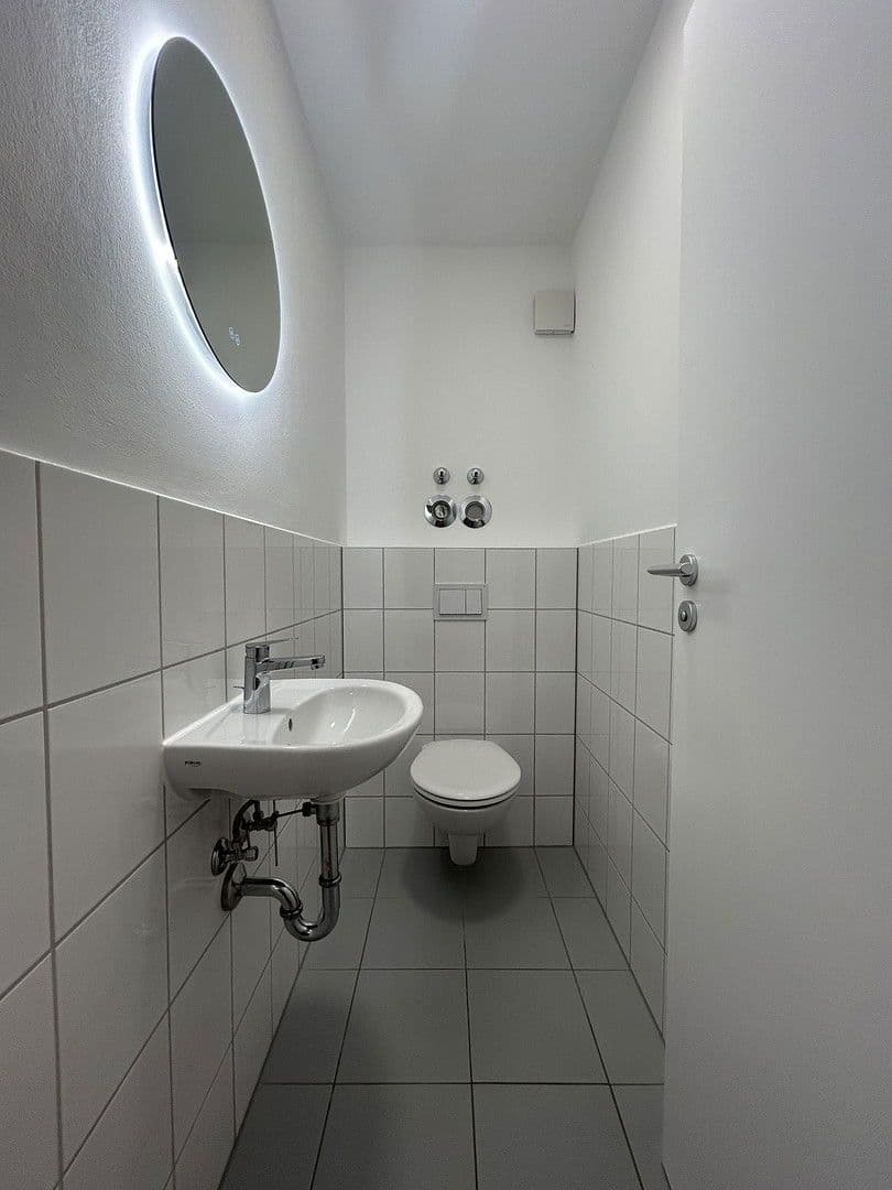 Pronájem bytu 3+1 91 m², Paulastraße 3b, München, Bavorsko Pronájem bytu 3+1 91 m², Paulastraße 3b, München, Bavorsko
