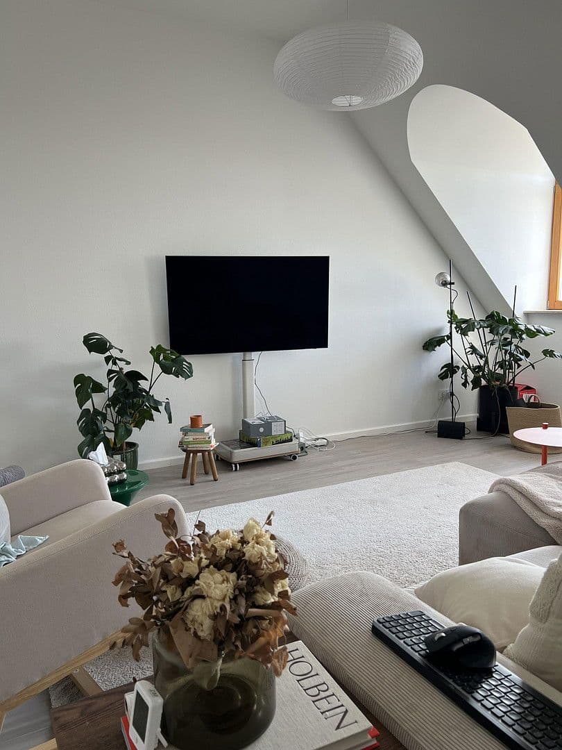 Pronájem bytu 3+1 105 m², Berlin, Berlín Pronájem bytu 3+1 105 m², Berlin, Berlín