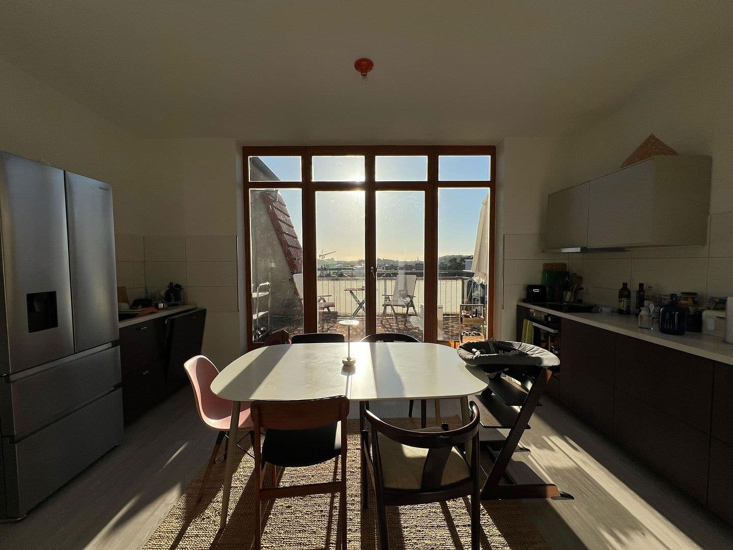 Pronájem bytu 3+1 105 m², Berlin, Berlín Pronájem bytu 3+1 105 m², Berlin, Berlín