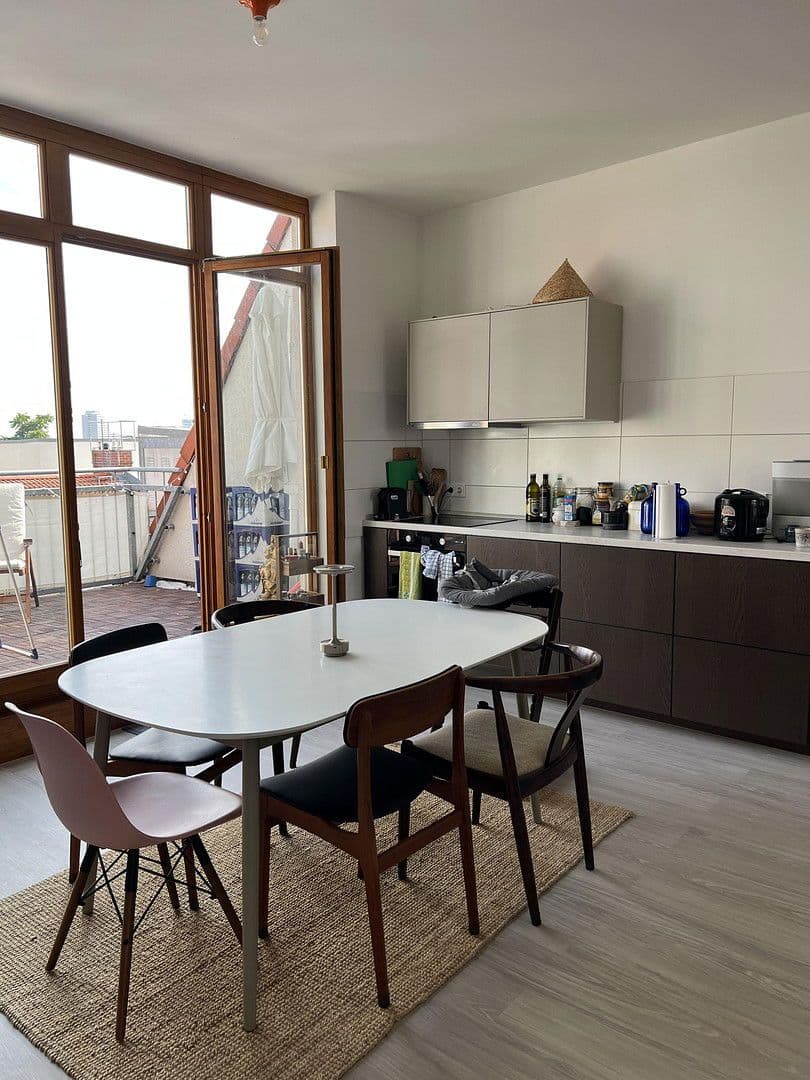 Pronájem bytu 3+1 105 m², Berlin, Berlín Pronájem bytu 3+1 105 m², Berlin, Berlín