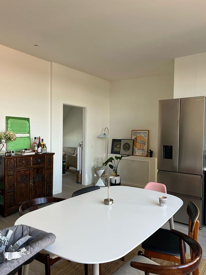 Pronájem bytu 3+1 105 m², Berlin, Berlín Pronájem bytu 3+1 105 m², Berlin, Berlín