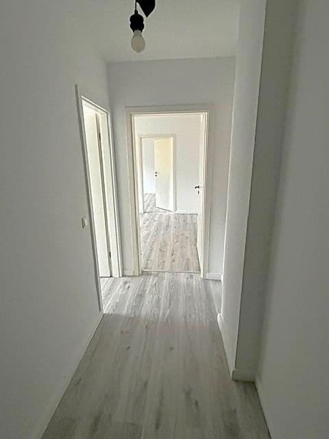 Pronájem bytu 2+1 49 m², Gosenburg 10, Wuppertal, Severní Porýní-Vestfálsko Pronájem bytu 2+1 49 m², Gosenburg 10, Wuppertal, Severní Porýní-Vestfálsko