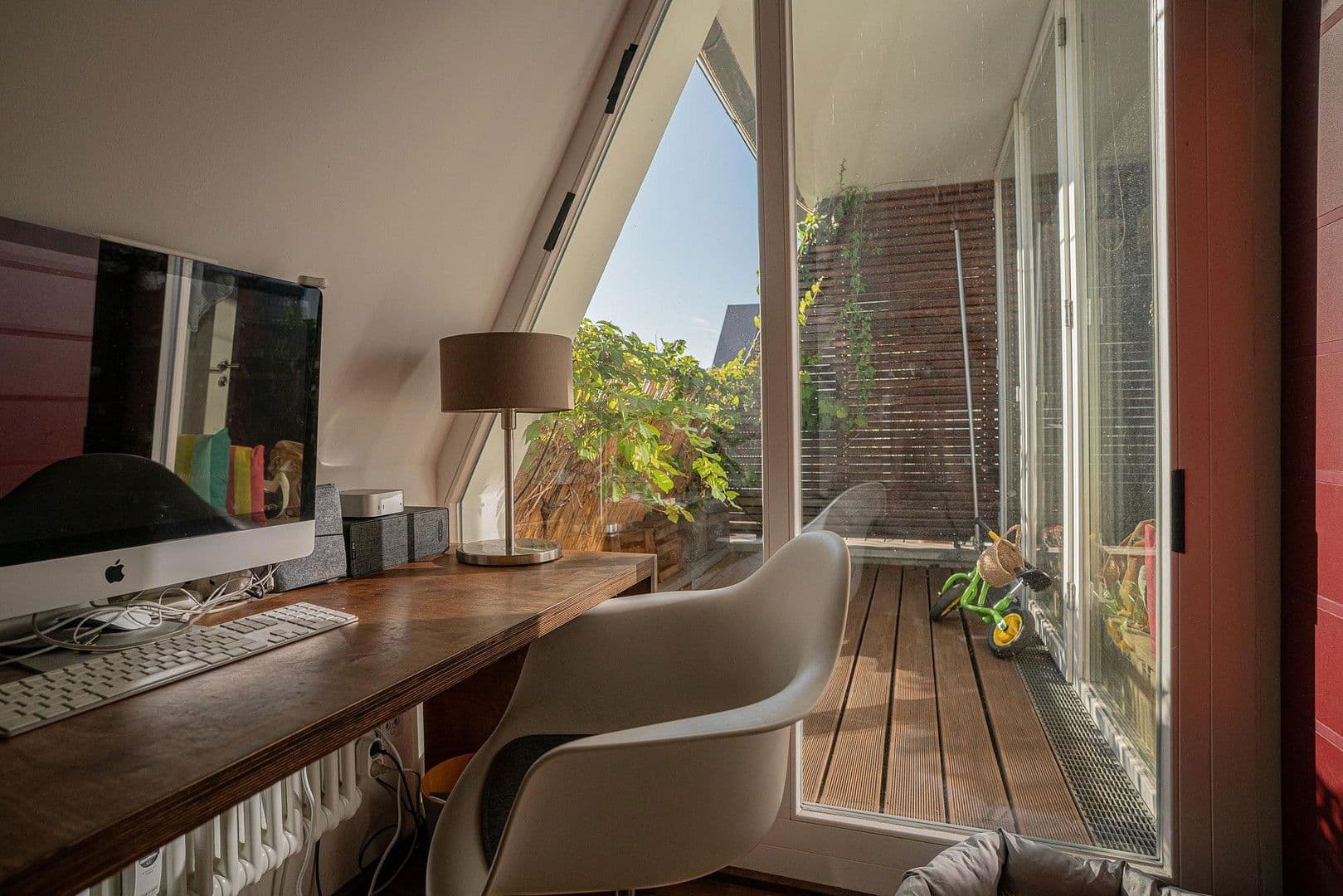 Prodej bytu 4+1 139 m², Berlin, Berlín Prodej bytu 4+1 139 m², Berlin, Berlín