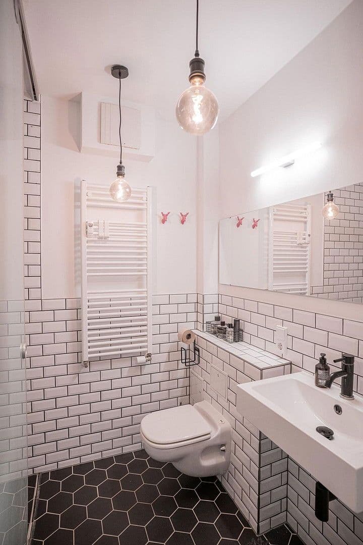 Prodej bytu 4+1 139 m², Berlin, Berlín Prodej bytu 4+1 139 m², Berlin, Berlín