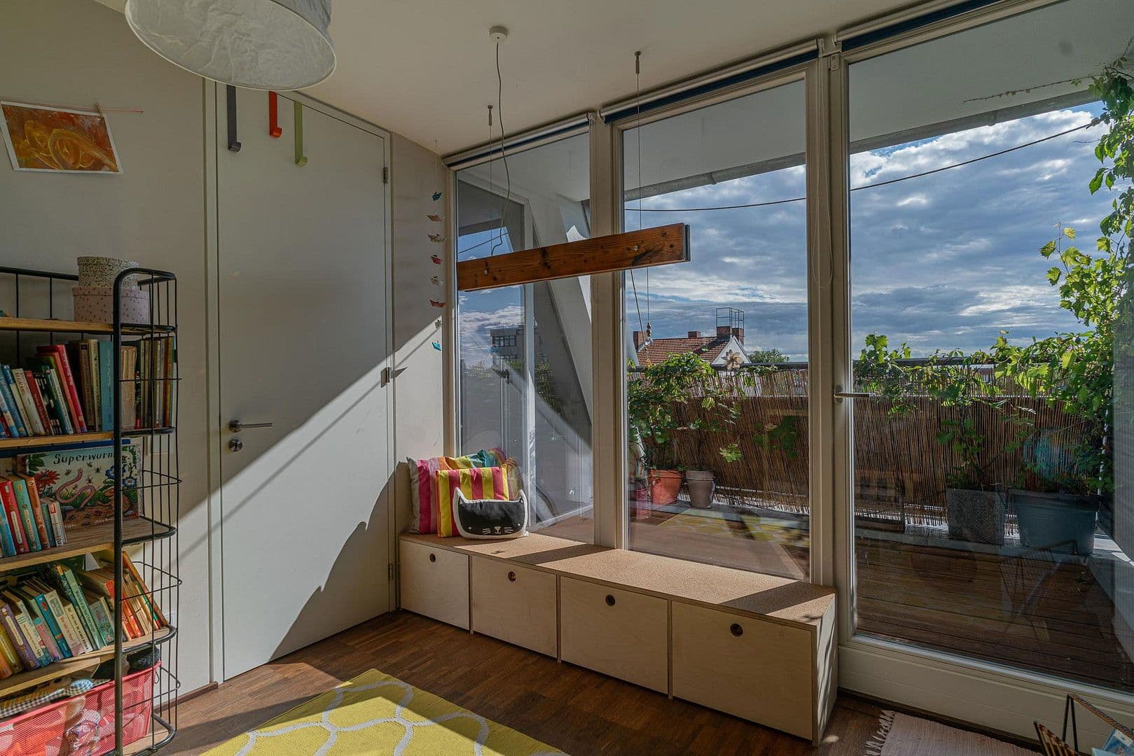 Prodej bytu 4+1 139 m², Berlin, Berlín Prodej bytu 4+1 139 m², Berlin, Berlín