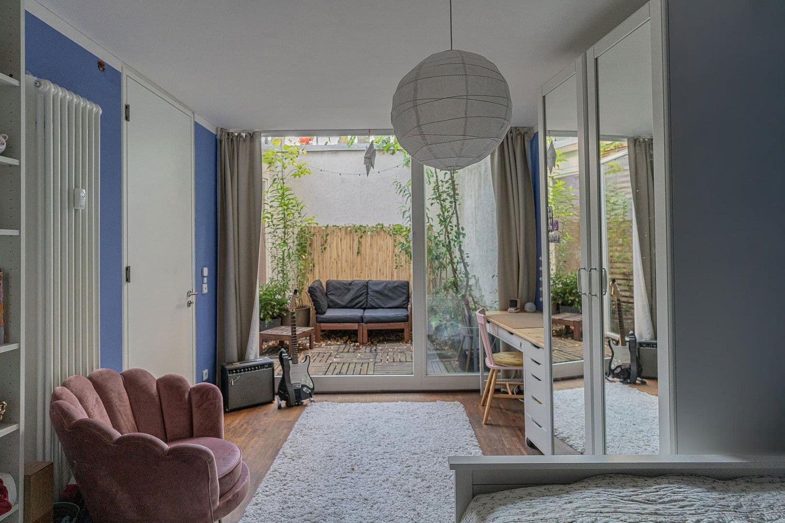 Prodej bytu 4+1 139 m², Berlin, Berlín Prodej bytu 4+1 139 m², Berlin, Berlín